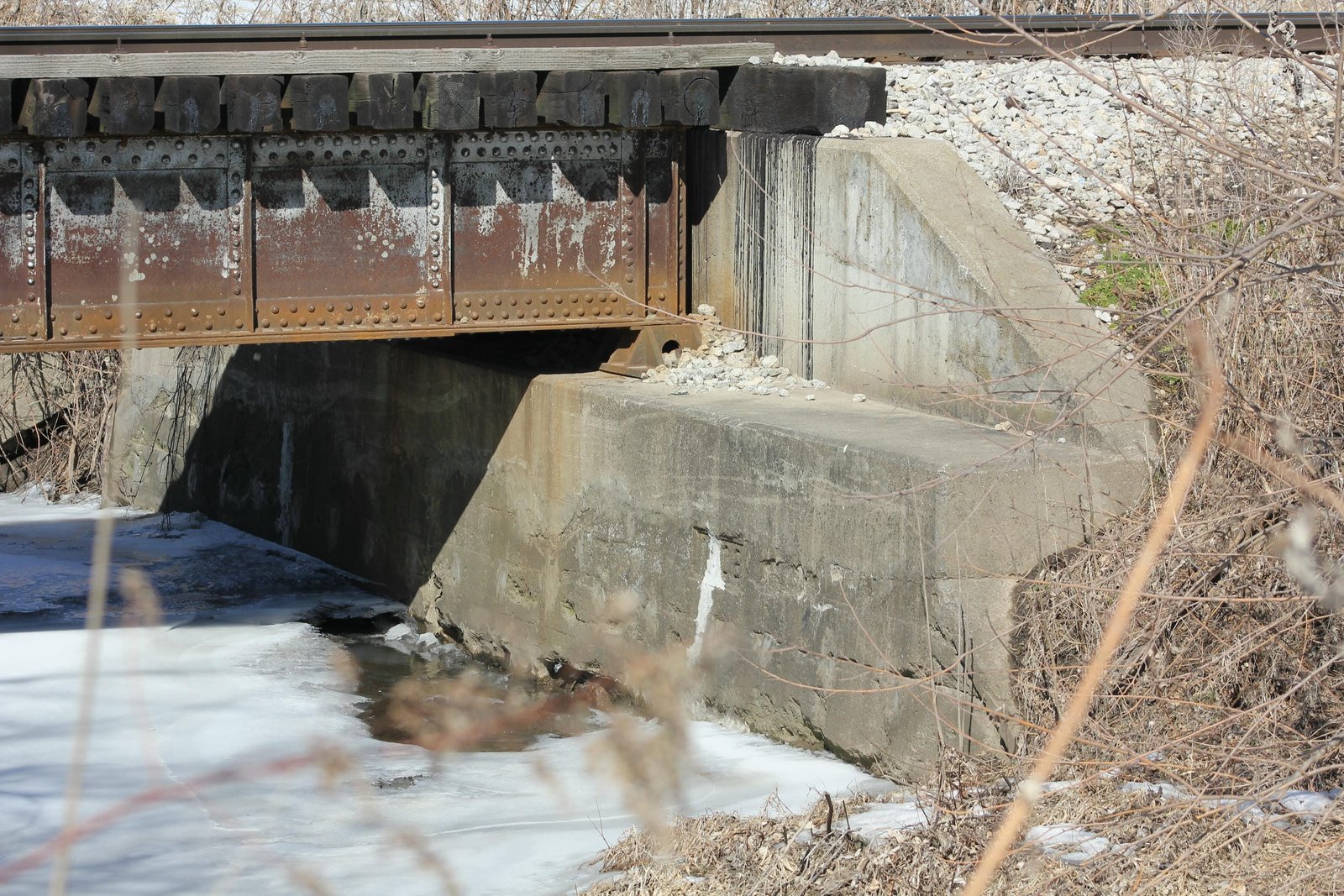 East abutment